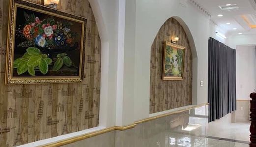 Bán Nhà Phố Căn Góc Tuyệt Đẹp .Dt 5X14M. 1Trệt,2Lầu,Sân Thượng . Tặng Nội Thất . Giá 5.8 Tỷ .