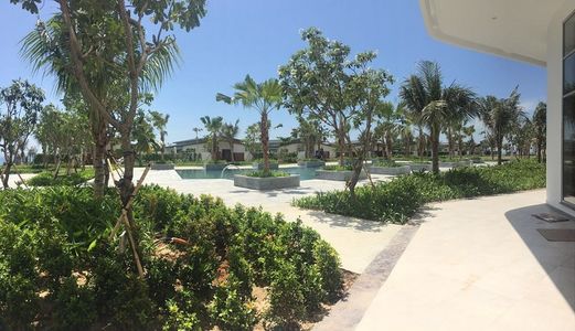 Bán Gấp Biệt Thự Mặt Biển 1T3Pn Đẹp Nhất Nha Trang, Sổ Đỏ, Giá Cạnh Tranh