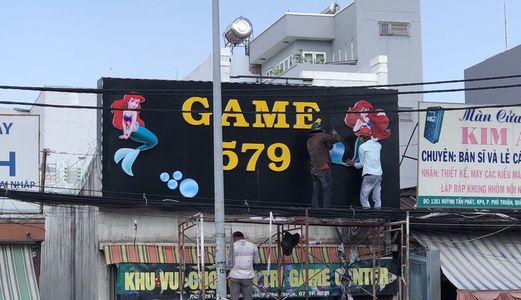 Bán Nhà Mặt Tiền Huỳnh Tấn Phát .p. Phú Thuận . Dt 5X28M. Giá 16.2 Tỷ . Đang Cho Thuê 25 Tr / Tháng .