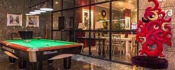 Bán Gấp Khách Sạn 5 Sao 23 Tầng  2 Mặt Tiền Đường Nguyễn Văn Linh Đà Nẵng .