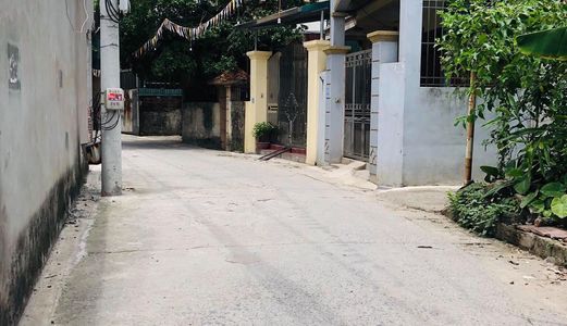 35,5M2 Đất Hai Mặt Thoáng, Tại Ngõ 210 Phố Đức Giang, Quận Long Biên