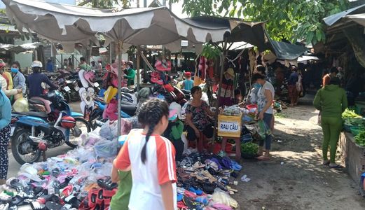 Bán Đất Gần Chợ Hóc Môn, Diện Tích 80M2, Shr, giá 650Tr, Ngân Hàng Agribank Hỗ Trợ 50%