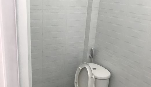 Bán Nhà Hẻm 115 Phạm Hữu Lầu . Dt 3X6.2M. 1Tr,1 Lầu ,2Pn. Giá 1 Tỷ 050 Tr .