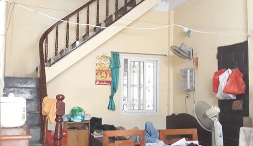 Bán Gấp Nhà Thịnh Quang, Đống Đa, Diện Tích 34M2, 3 Tầng Giá 2.5 Tỷ