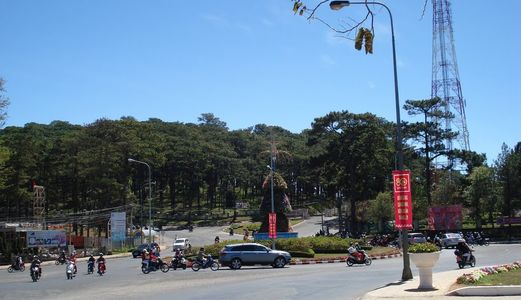 Cần Bán Đất Ngay Đường Trần Hưng Đạo, Đà Lạt. Vị Trí Đẹp. Dt 632M2 Giá 75 Tỷ