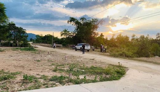 Diên An , Sổ Hồng , Thổ Cư 100% , Ngang 5.2*14.5 , Đường 6M , Vuông Vắn , Hướng Bắc , Giá 520 Triệu