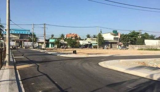 Đất Cặp Kcn Becamex Giá Rẻ ,dt 1600M2,thổ Cư 100M,sổ Hồng Riêng