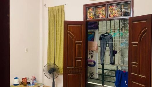 Cần Bán Nhà Trương Định, Hai Bà Trưng 2 Tỷ5 , Gần Phố Không Có Căn Thứ 2