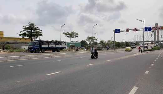 Bán 2 Cặp Mặt Tiền Hoàng Thị Loan Vi Trí Quá Đệp Knih Doanh Buôn Bán Tốt