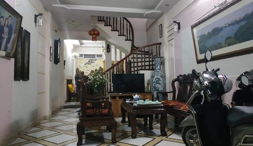 Cần Bán Nhà P Định Công, Quận Hoàng Mai - Diện tích: 46M2. Mặt tiền: 4M. Giá 2.85Tỷ Ngõ Oto