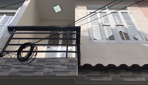 Bán Nhà Hxh 1979 Huỳnh Tấn Phát . Diện tích 3X6M. 1Trệt, 2 Lầu ,2Pn, 3Wc. Giá 1.45 Tỷ .