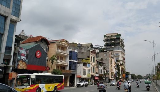 Mặt Phố Nghi Tàm, Kd, Gara, Ks, Apt, Dt 107M2X5T, Chỉ 29.9 Tỷ. Lh 0917420066