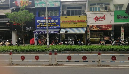 Cho Thuê Nhà 235B Nguyễn Văn Cừ, Phường Nguyễn Cư Trinh, Q1 Vị Trí Cực Đẹp  Dt 4X14 Trệt, 1 Lầu  Giá 59 Triệu/th