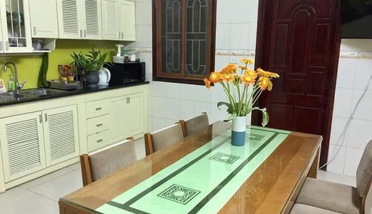 Biệt Thự Hồ Tây, Mặt Tiền Lớn, 185M2 Quảng An, Nội Thất Sang Trọng