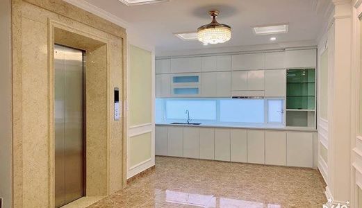 Cần Bán Nhà Láng Hạ  Dt: 29M2 , 4 Tầng , Giá 3,1Tỷ
