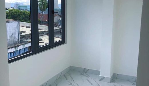 Bán Nhà 2 Tầng Kiệt Ototo 456 Tôn Đản Nhà Đệp Kiên Cố Khu An Ninh Cao Cách Đường Chính 50M