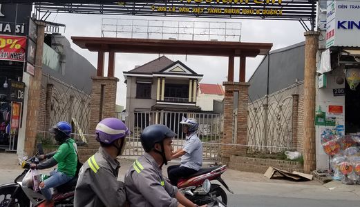 Cho Thuê Mặt Bằng Biệt Thự Kinh Doanh 550M2 Đường Lê Văn Việt, Quận 9