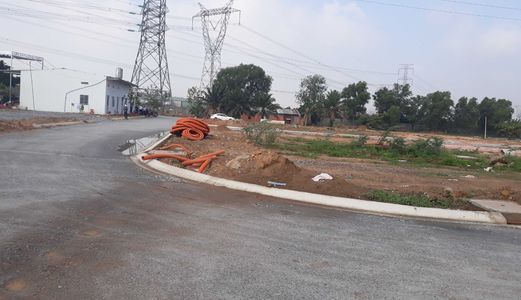 Đất Thổ Cư,  Ngay Vòng Xoay Kim Hằng,  Tân Uyên, Bình Dương,  Sẵn Sổ Hồng 