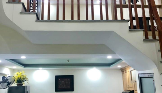 Bán Nhà Chính Chủ , 34M2 X 5 Tầng – Giá 2.8 Tỷ - Cách Ngã 3 Ba La 100M – Lh: 0913651316