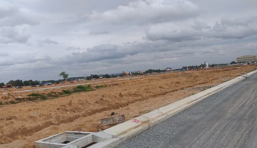Cần Bán 1 Lô Đất Thuận Tiện Để  Kinh Doanh Tại City Land Giá 900Triệu