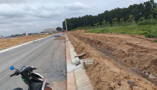 Cần Bán 1 Lô Đất Thuận Tiện Để  Kinh Doanh Tại City Land Giá 900Triệu