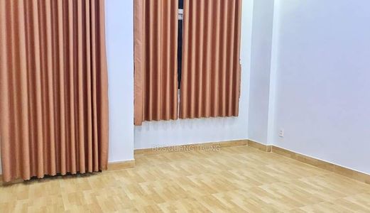 - Cần Bán Gắp Căn Nhà Mặt Phố Chinh Chủ Trên Đường An Dương Vương Phường 16 Quận 8.   -Diện Tích; 3.2X10M -Nhà 1 Trệt ,3Lầu, 4Pn, 5Vc.sân Thượng Trước Sau. Hãy Lh Tôi Ngay 0358416103 Mr Bảo