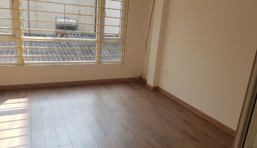 Bán Nhà Cách Mặt Phố Trương Định 30M, 62M2 5 Tầng, Giá Chỉ 4.2 Tỷ Đồng