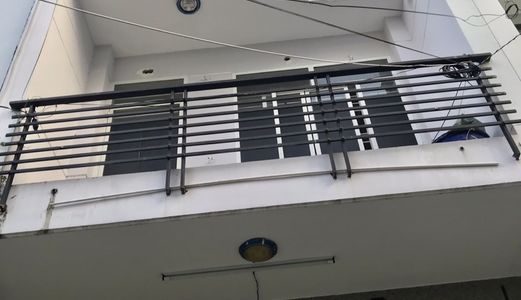 Cho Thuê Nhà Khu Công Ích Phạm Hữu Lầu .3 Tầng . Đường 12M. Giá Thuê 15 Tr / Tháng .