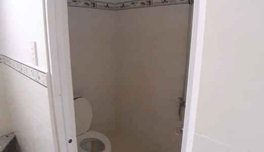 Bán Gấp Căn Nhà 1 Trệt 1 Lầu Cam Kết Sổ Hồng Riêng.đường Xe Hơi Ra Vào 