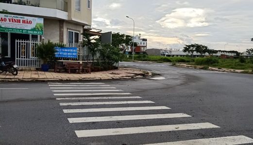 Cần Bán Nhanh Lô Đất Hướng Đông Nam, Khu 5 Long Hưng.