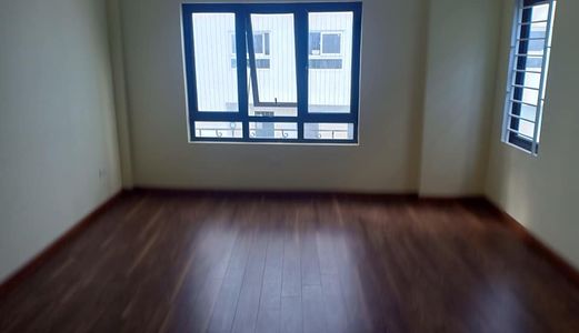 Nhà Đẹp Ở Luôn, Cách Mặt Phố 30M Dt 37M2 X 5 Tầng Giá 3,85 Tỷ.