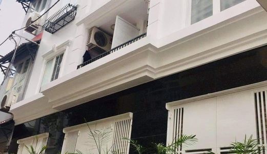 Bán Tòa Nhà Dịch Vụ Trần Hưng Đạo Phường Cầu Kho Quận 1