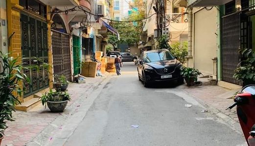 Tân Mai! Ngõ To Như Phố, Ô Tô Tránh Kinh Doanh Tấp Nập. Dt 40M. Giá 4,2 Tỷ.
