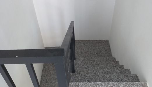 Bán Nhà Đsh , Shr , Dt 19M2 , 2 Lầu , Hẻm 3M , Giá Cực Mềm 