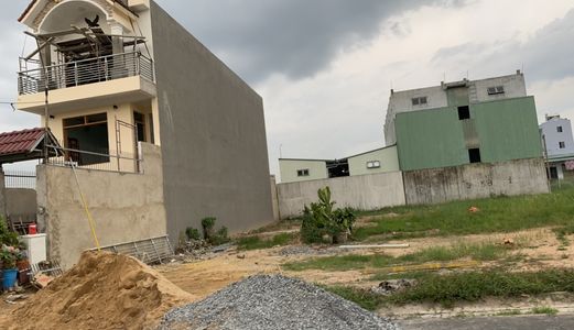Tôi Ở Khu Vực Bình Chánh Tphcm Cần Vốn Kinh Doanh Nên Muốn Nhượng Lại 2 Lô Đất.