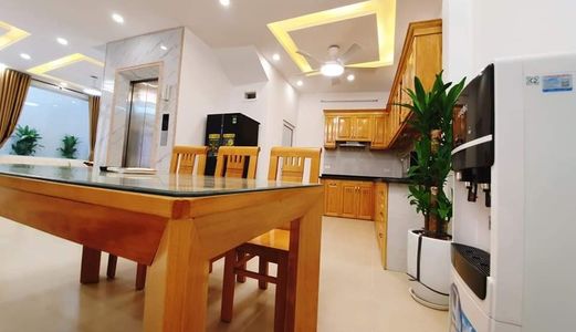 Chính Chủ Cần Bán Gấp Nhà Phố Vương Thùa Vũ 79M2, 7Tâng Thang Máy,gara Oto, Giá Chào 8.99Ty Liên Hệ 0964286986