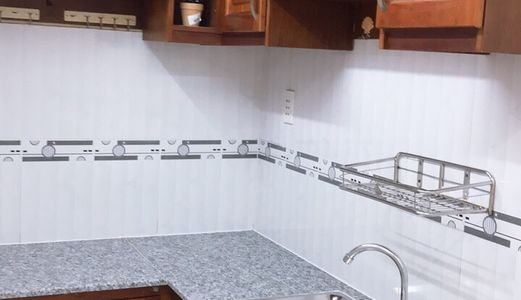 Bán Nhà Hẻm 96 Đào Tông Nguyên . Diên tích: 3.3X7.5M. 1Trệt,1 Lầu . 2Pn. Tặng Nt Cao Cấp . 1.38 Tỷ .