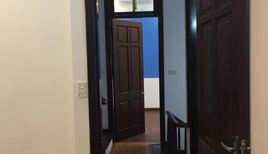 Chính Chủ Cần Bán Gấp Nhà Ngõ Chính Kinh Sát Mặt Phố Nguyễn Trãi Rất Đẹp, Gần Ngã Tư Sở