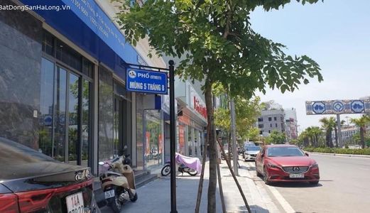 Bán 6 Ngôi Nhà Ở Dốc Nghĩa Địa Đạo,hạ Long. Nhà Cực Đẹp Mới Hoàn Thiện !!!