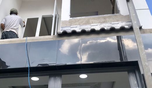 Bán Nhà Đẹp Hẻm 1056 Htp . Dt 3.3X10M. 1Tr,1 Lầu Đúc ,2Pn. Giá 1.65 Tỷ .