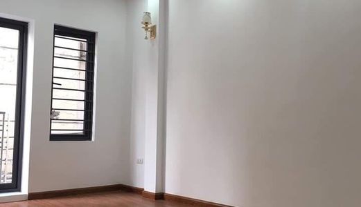 Bán  Nhà Kim Mã Thượng Khu  Phân Lô Vip2 Ô Tô Tránh Nhau Liên Hệ 0972288488.