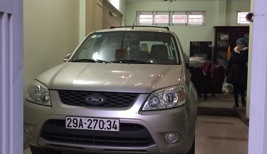 Bán Nhà Mới Ngõ 562 Đường Láng. Ô Tô Vào Nhà, 5 Tầng, 60M2.