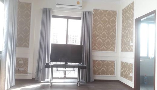 Tin Được Không,Long Biên 2,85 Tỷ, Nhà Mới Tinh,42M2 X5 Tầng,mặt Tiền 4,5M,sổ Đỏ,ô Tô Đỗ Cửa.