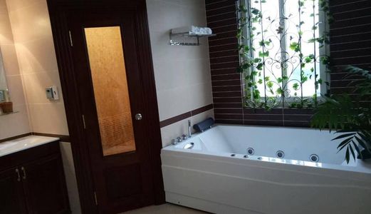 Mặt Tiền Nguyễn Sơn 90M2 Kinh Doanh Đỉnh 5 Tầng Mt Ngang 5M Chỉ 13 Tỷ