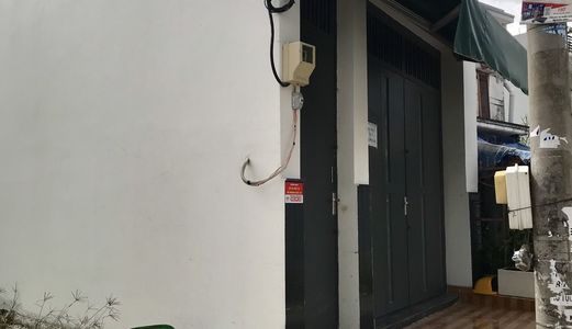 Cho Thuê Nhà Nguyên Căn Hẻm 88 Nguyễn Văn Quỳ . Dt 3.5X14M. 1Trệt,1 Gác . Nhà Mới . 6 Triệu/Tháng .