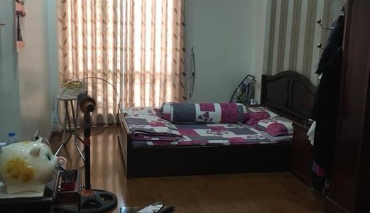 Bán Nhà Mặt Ngõ Đê La Thành 32Mx3 Tầng Mt 3.5M Giá 2.4 Tỷ Lh:0942028295