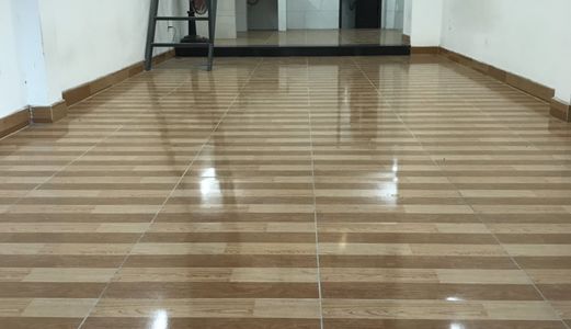 Cho Thuê Nhà Nguyên Căn Hẻm 88 Nguyễn Văn Quỳ .Dt 3.5X14M. Trệt , Lửng . Giá 5 Tr / Tháng .5