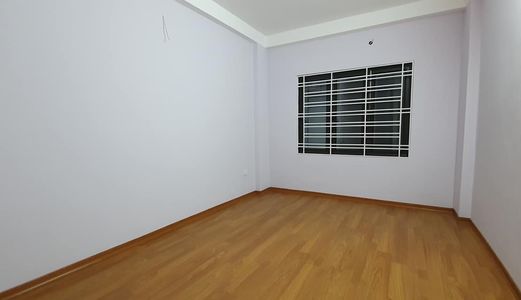 Bán Nhà Phố Dịch Vọng Hậu, 45Mx5T, Ngõ 2.5M, Thoáng Trước Sau, Full Nt, Nhà Đẹp Ở Luôn.