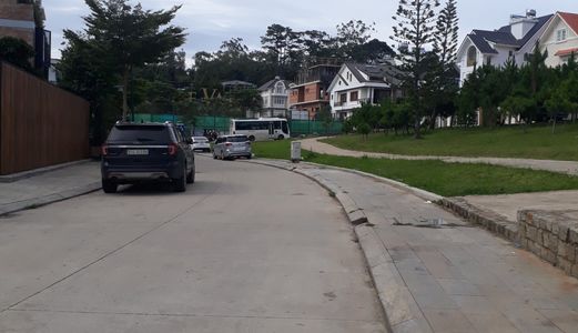 Bán Đất Khu quy hoạch Golf Valley - Tp đà Lạt