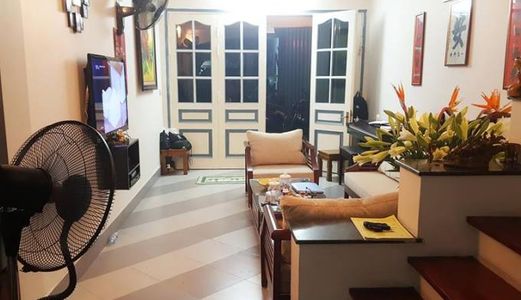 Bán Nhà Thanh Nhàn Ngõ Rộng Dt 33M X5 Tầng.mt 3.6M Giá 3.7 Tỷ Liên Hệ: 0942028295